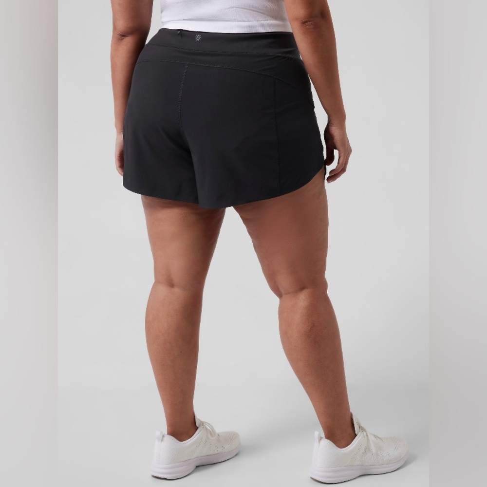 ATHLETA RUN WITH IT 3.5” SHORT - Picture 4 of 13